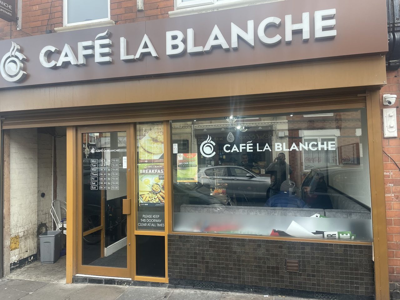 Cafe La Blanche