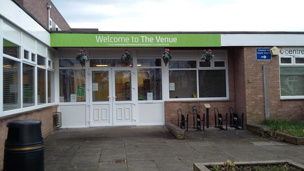 Cafe La-chez lache community centre