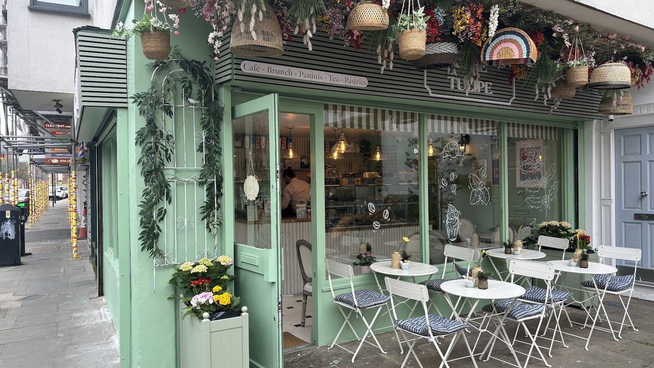 Cafe La Tulipe
