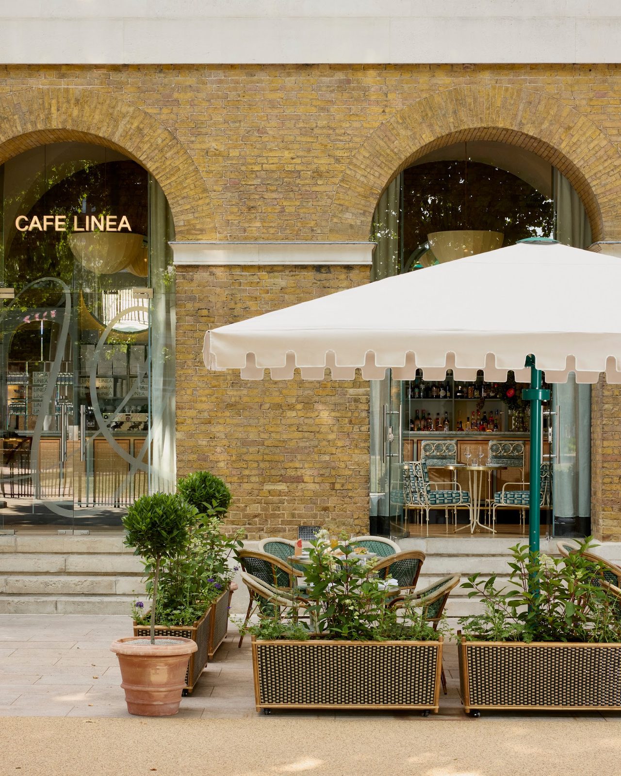 Cafe Linea