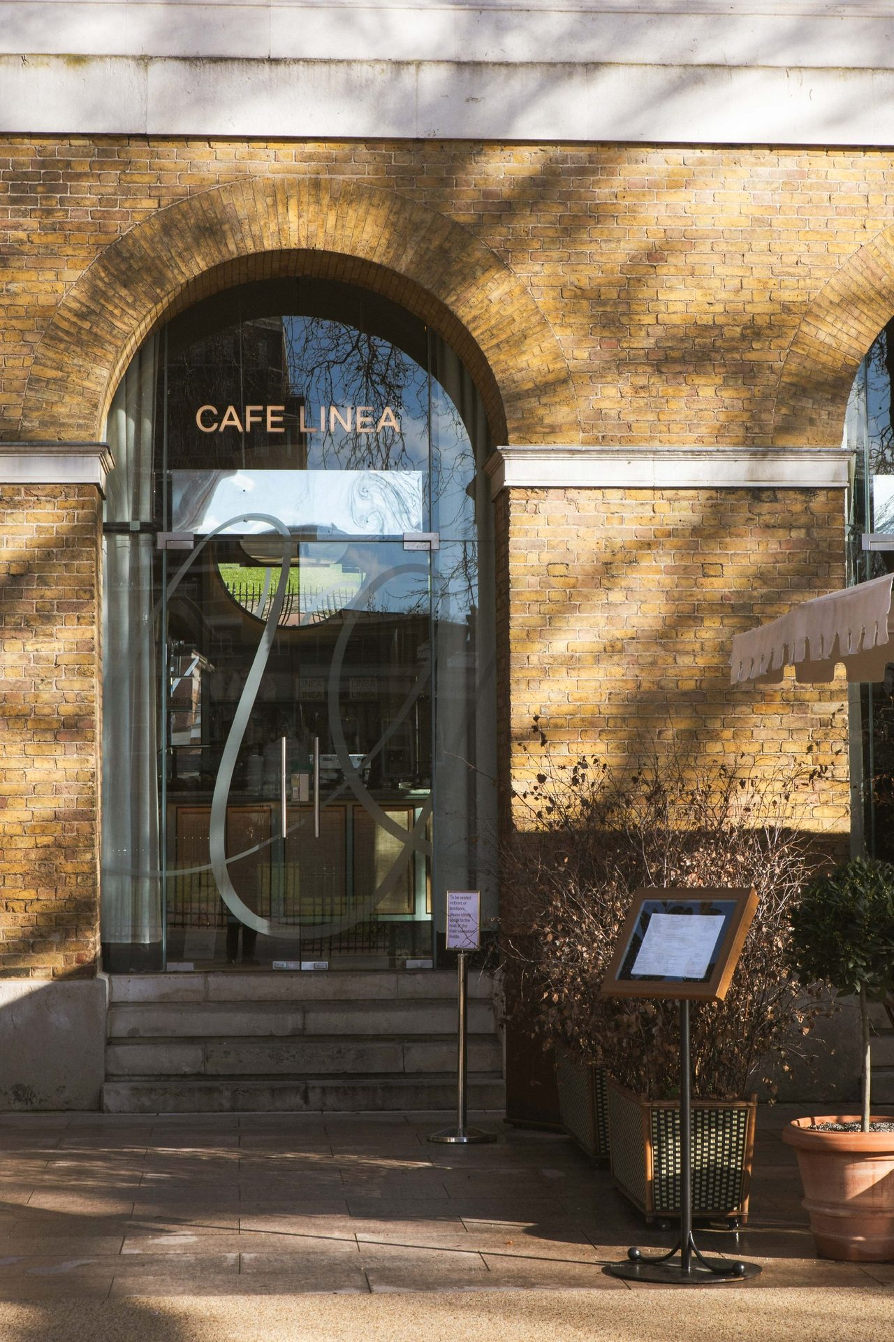 Cafe Linea