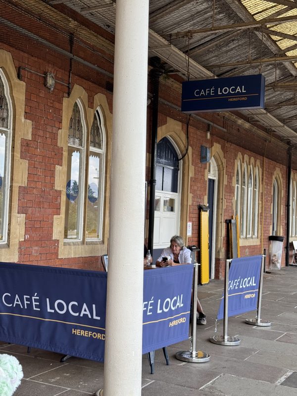 Cafe Local