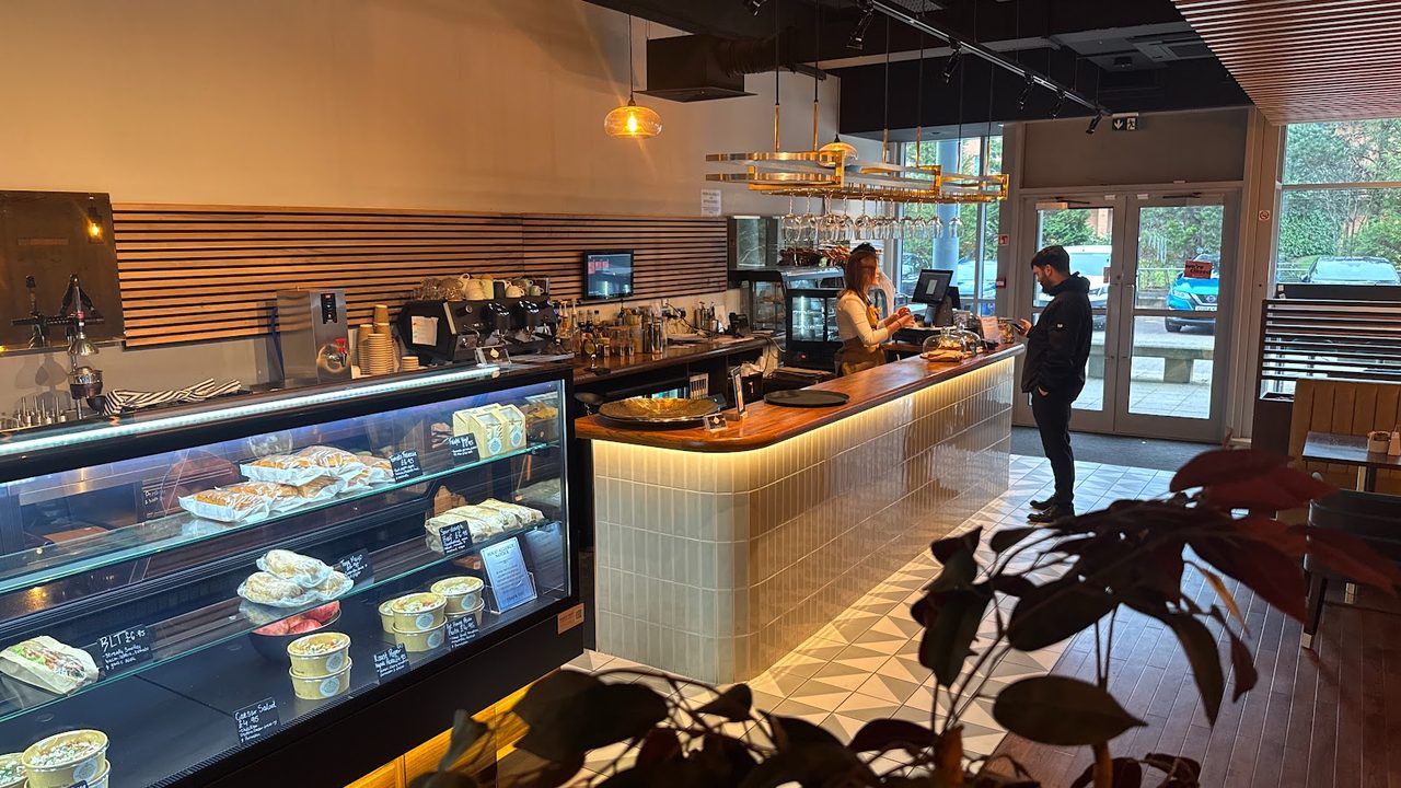 Cafe Mediterraneo