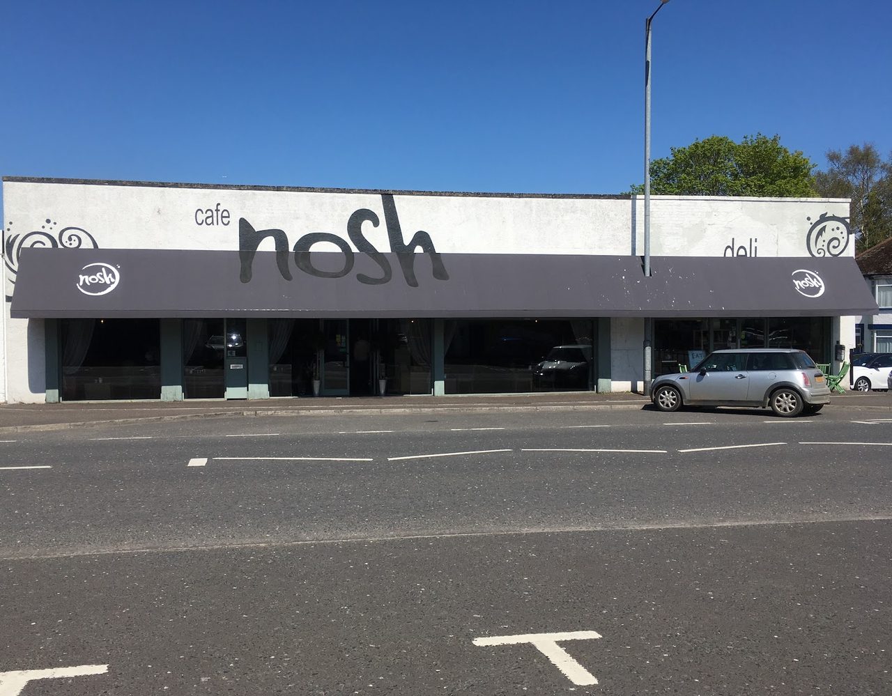 CAFE NOSH