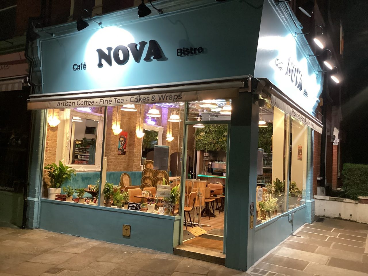 Cafe Nova Bistro