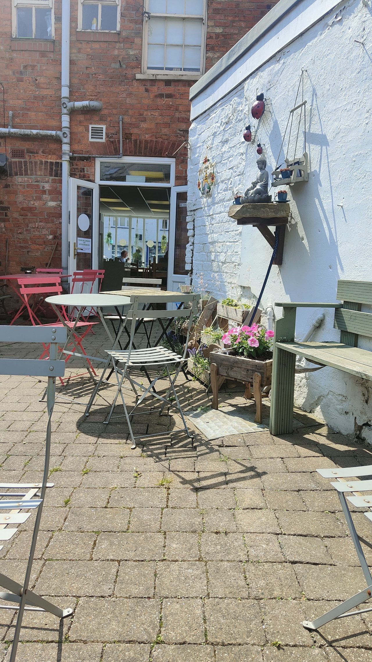 Cafe On The Wolds