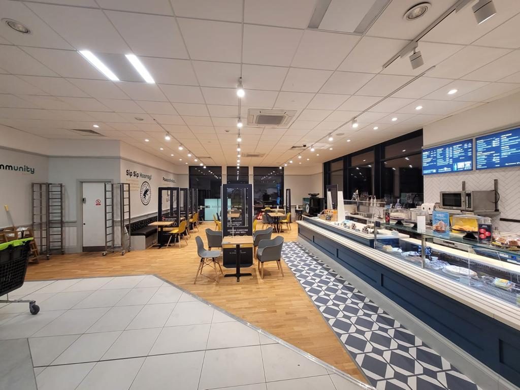 Cafe Pausa, Dunelm