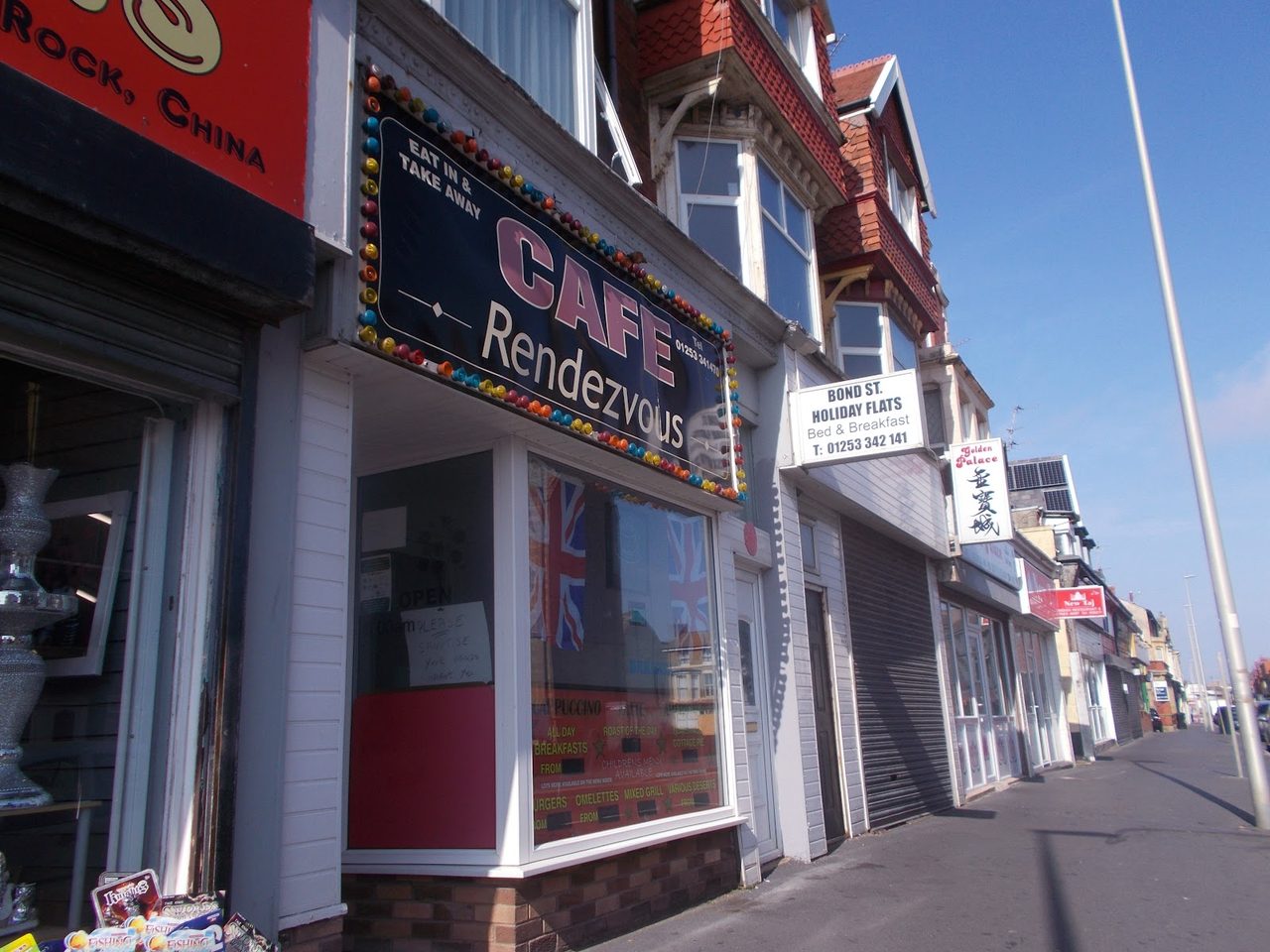 Cafe Rendezvous
