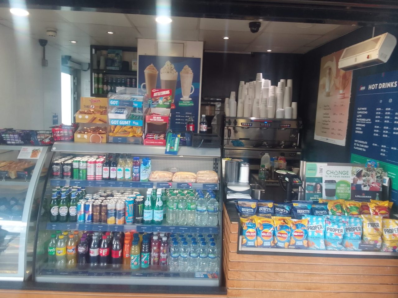 Cafe Ritazza at Platform 10/11 Reading Rail Station
