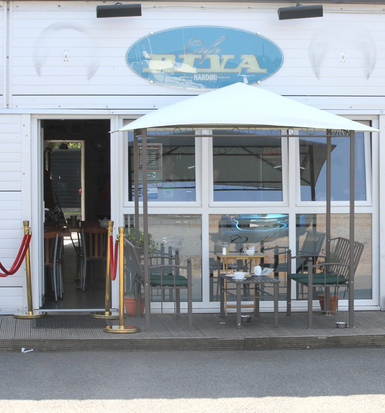Cafe Riva
