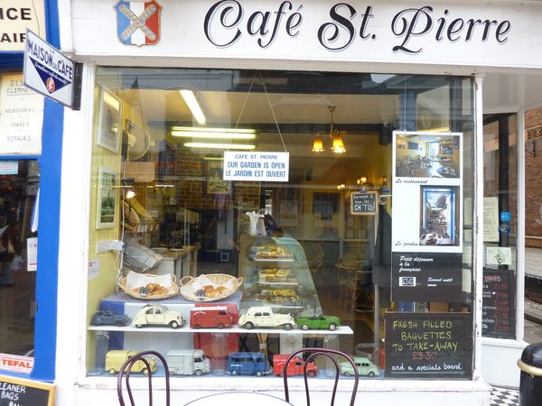 Cafe St.Pierre