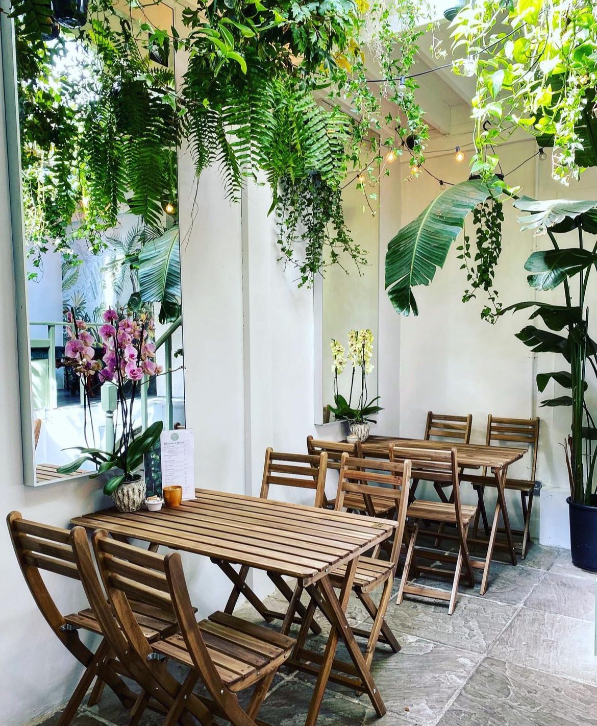 Cafe W