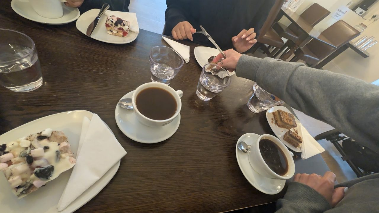 Cafe48
