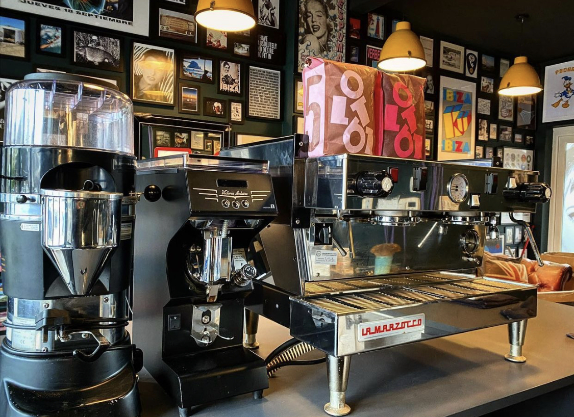 Caffe News 1/2