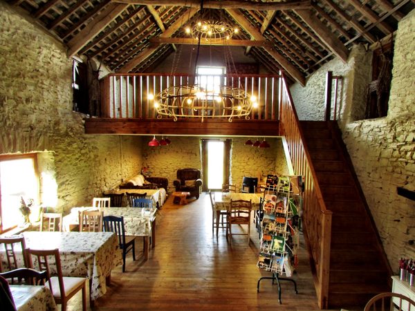 Caffyn's Farm Barn Cafe & Bar