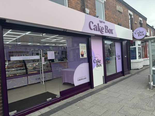 CAKE BOX CREWE