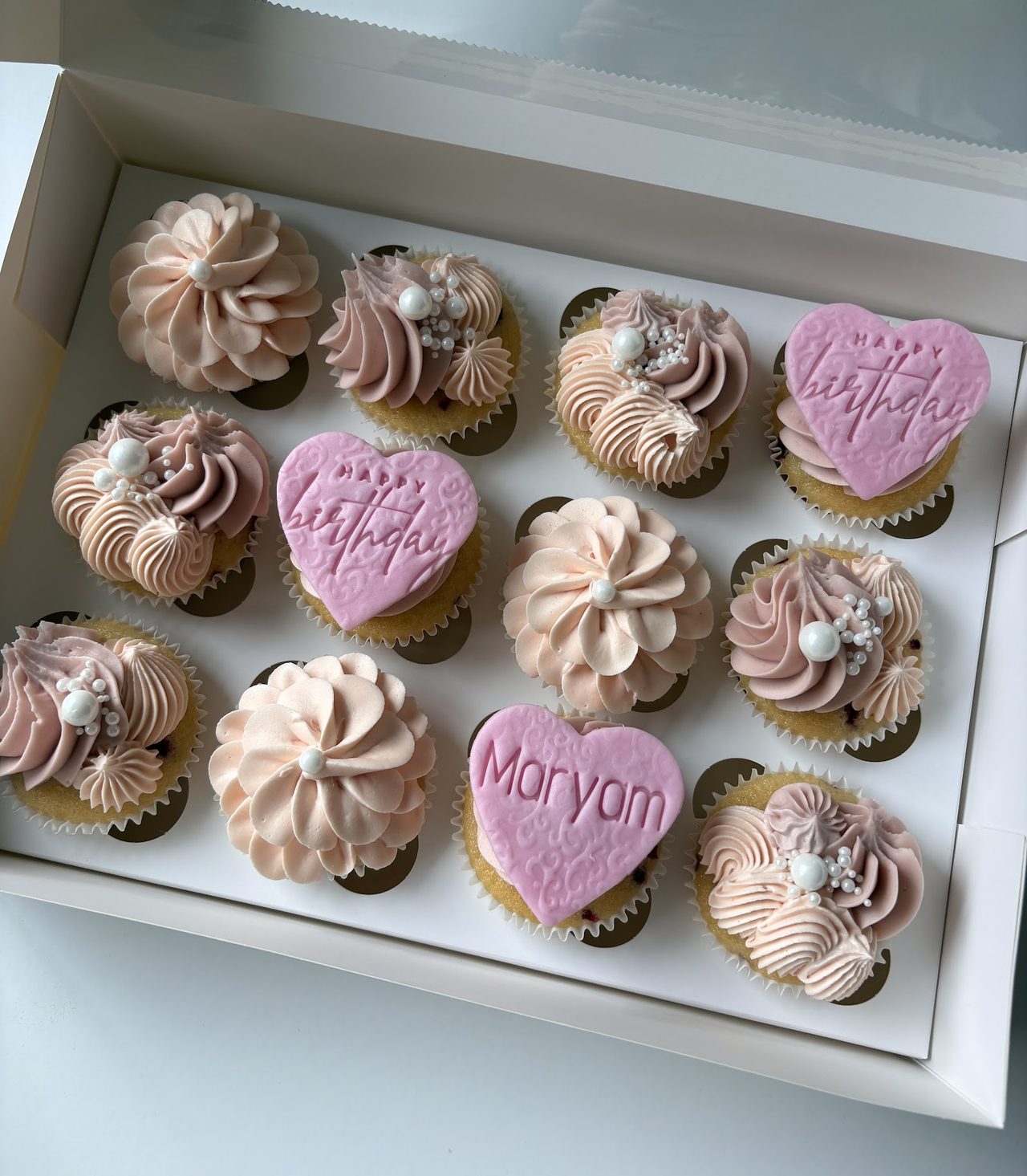 Cakes by Nicole