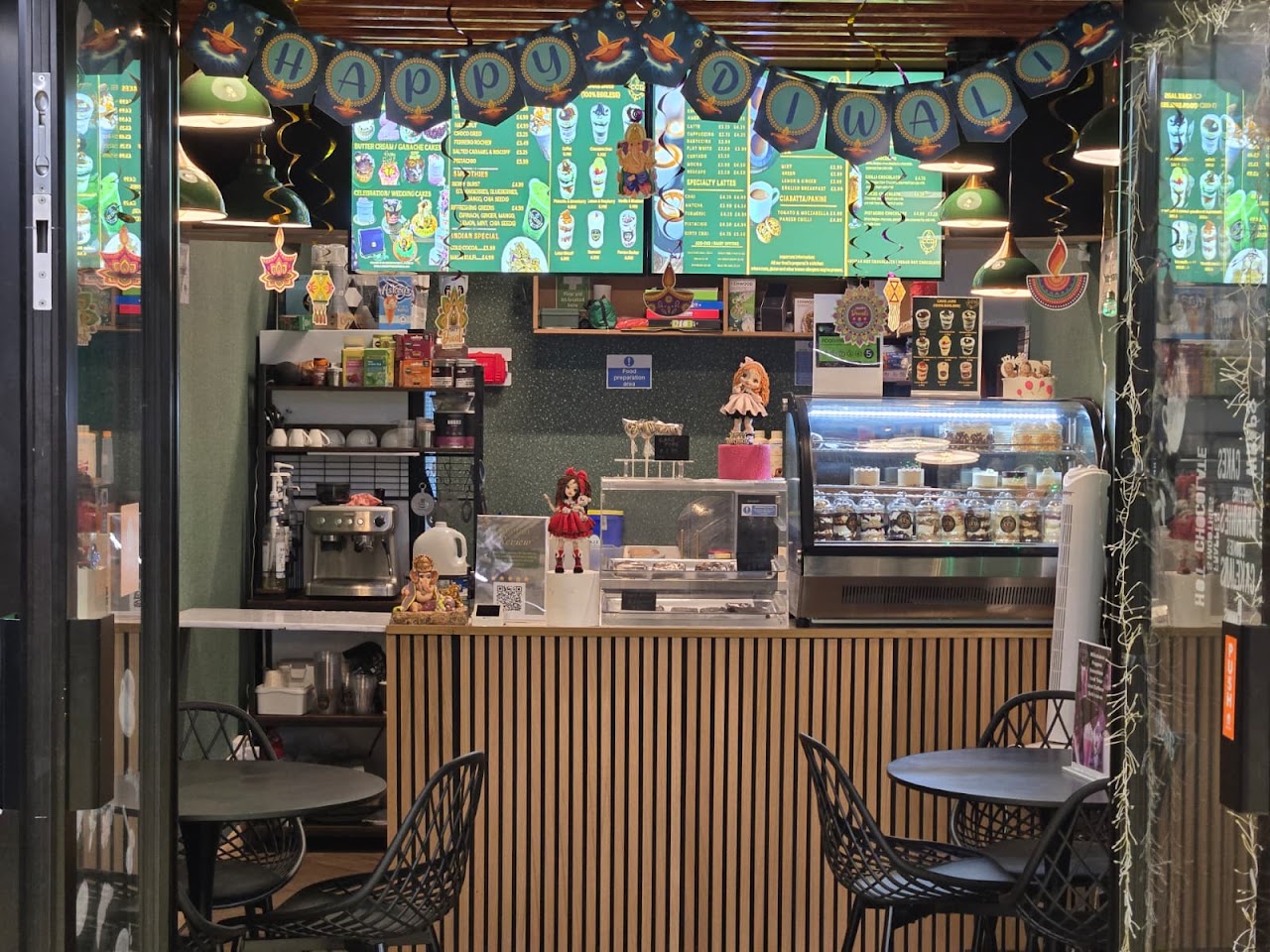CAKES, COFFEES & DESSERTS