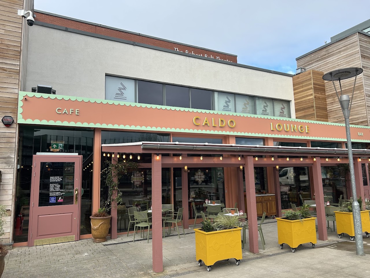 Caldo Lounge
