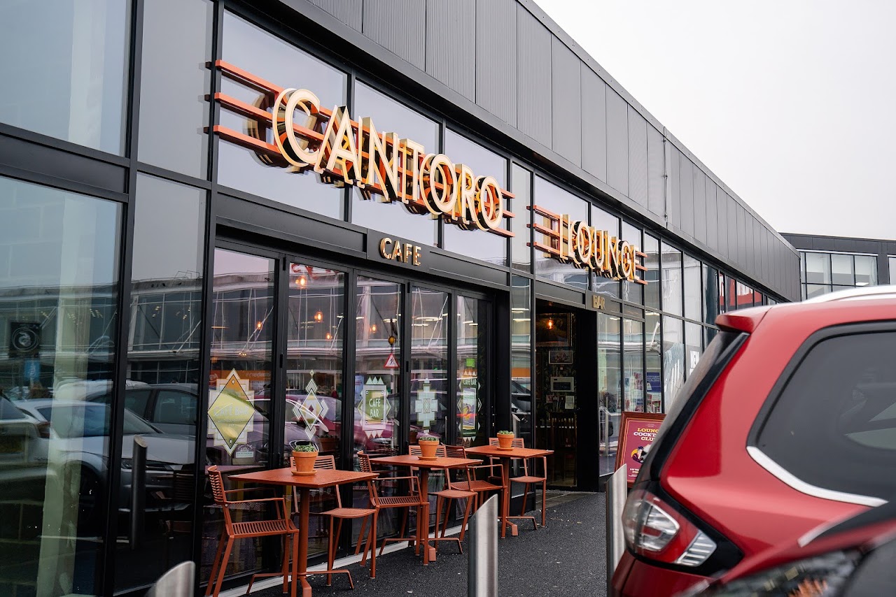 Cantoro Lounge
