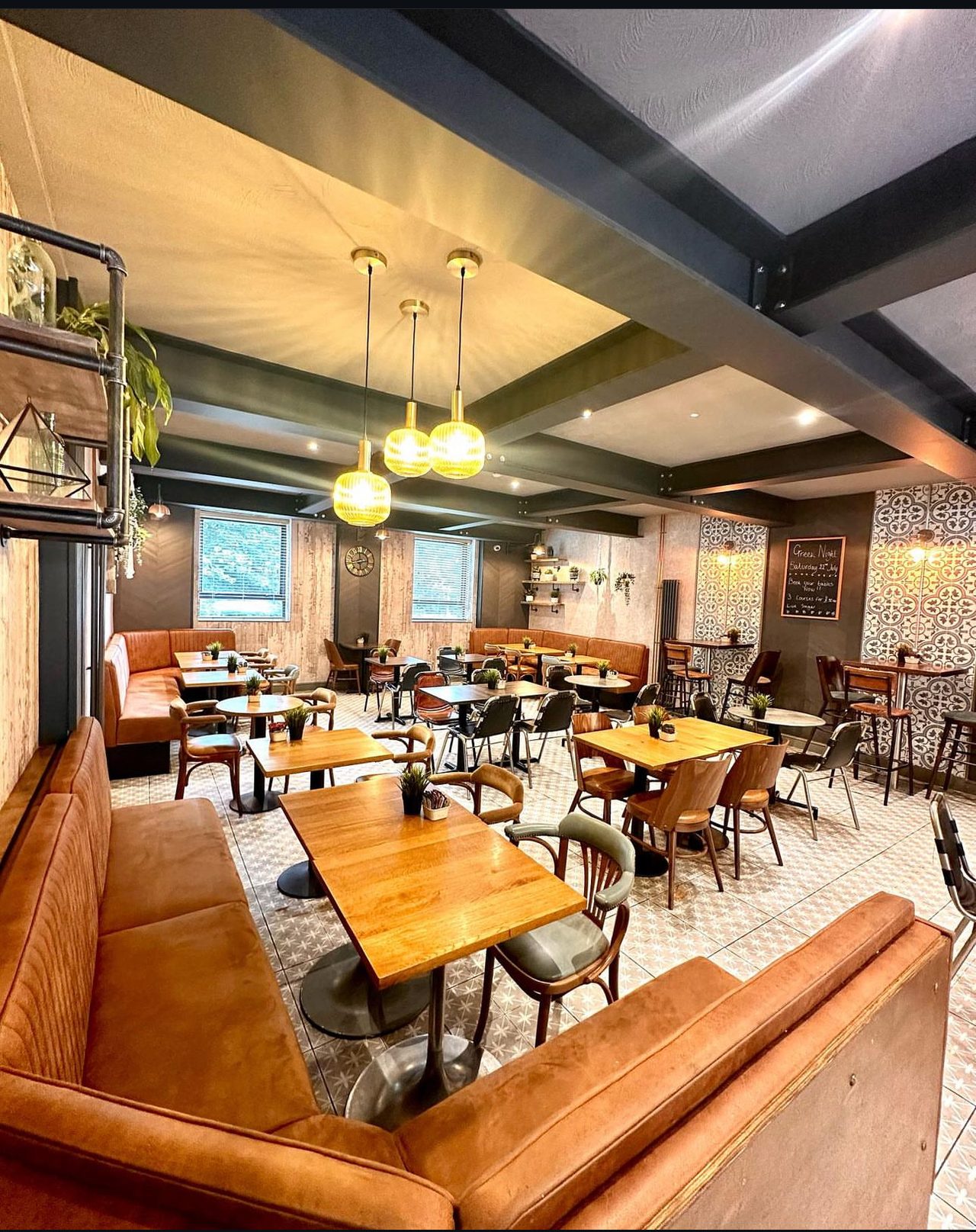 Capri Cafe & Restaurant