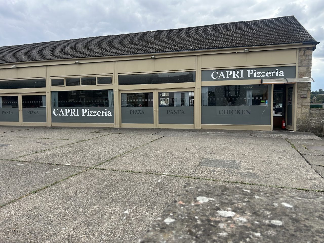 Capri Pizzeria