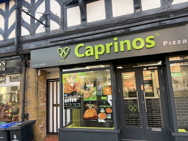 Caprinos Pizza