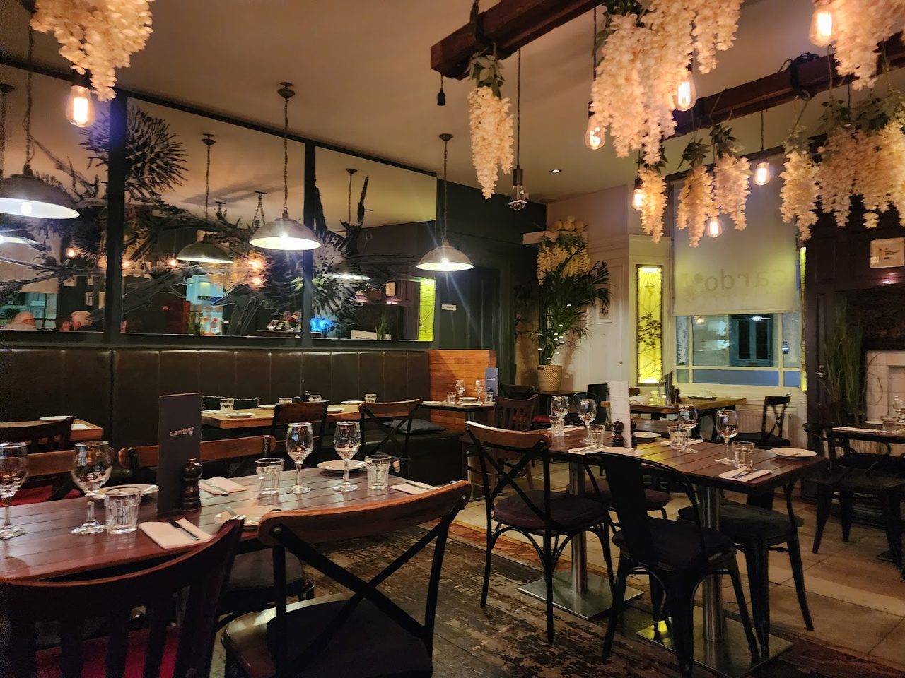 Cardo Restaurant