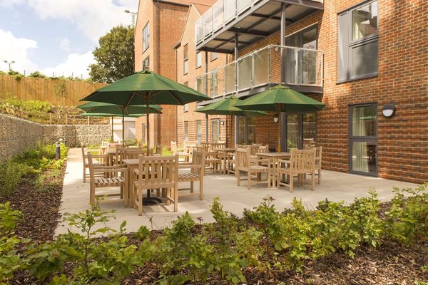 Caterplus @ McCarthy & Stone Wayfarer Place
