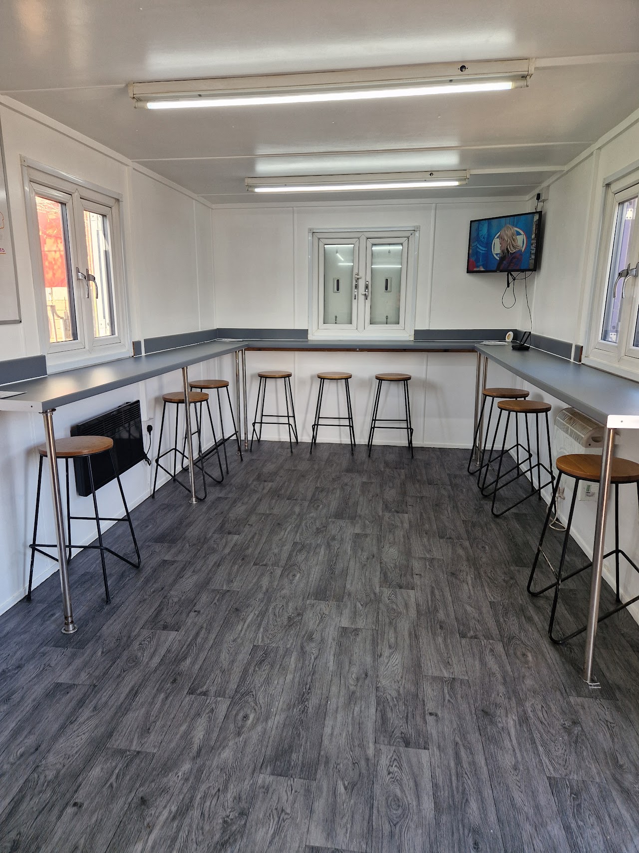 Caths Cafe