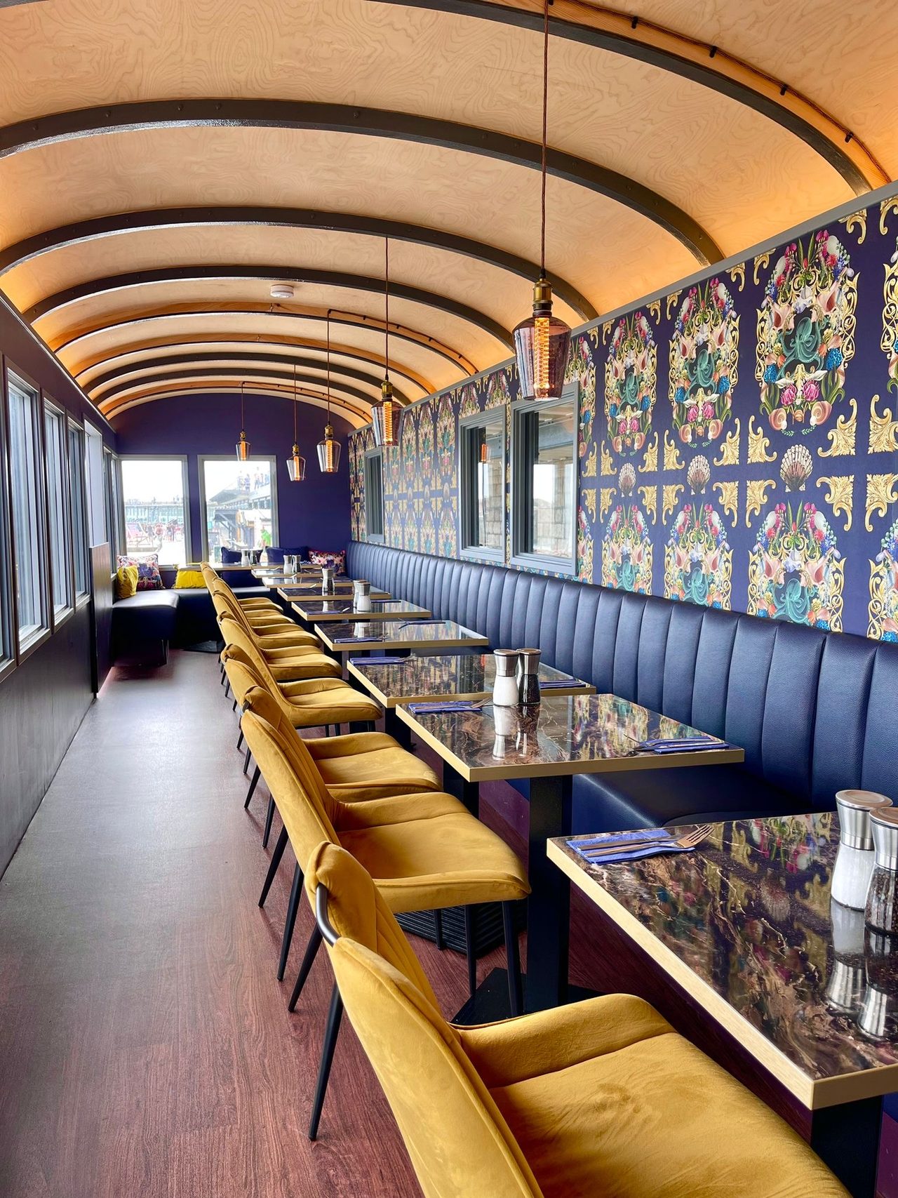 Cavells Mediterranean Lounge