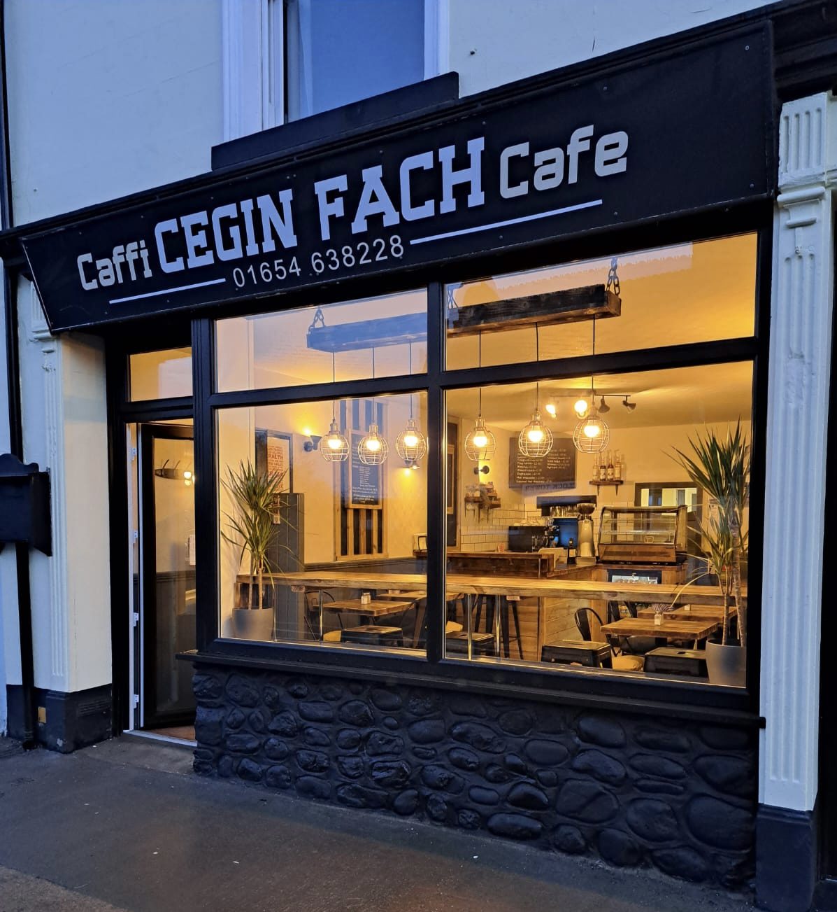 Cegin Fach