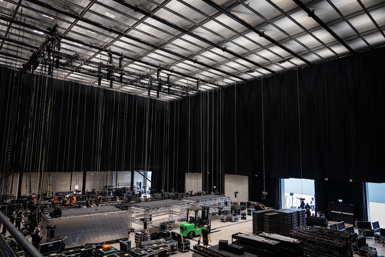 CentR Stage