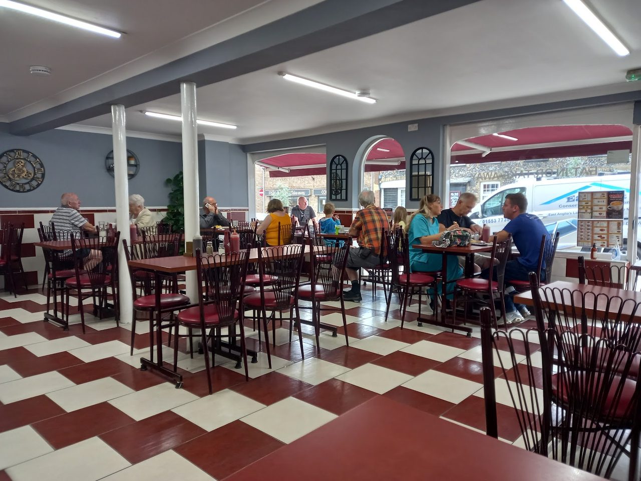 Centre cafe and restaurant