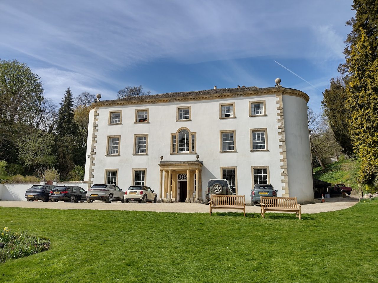 Cerney House Gardens