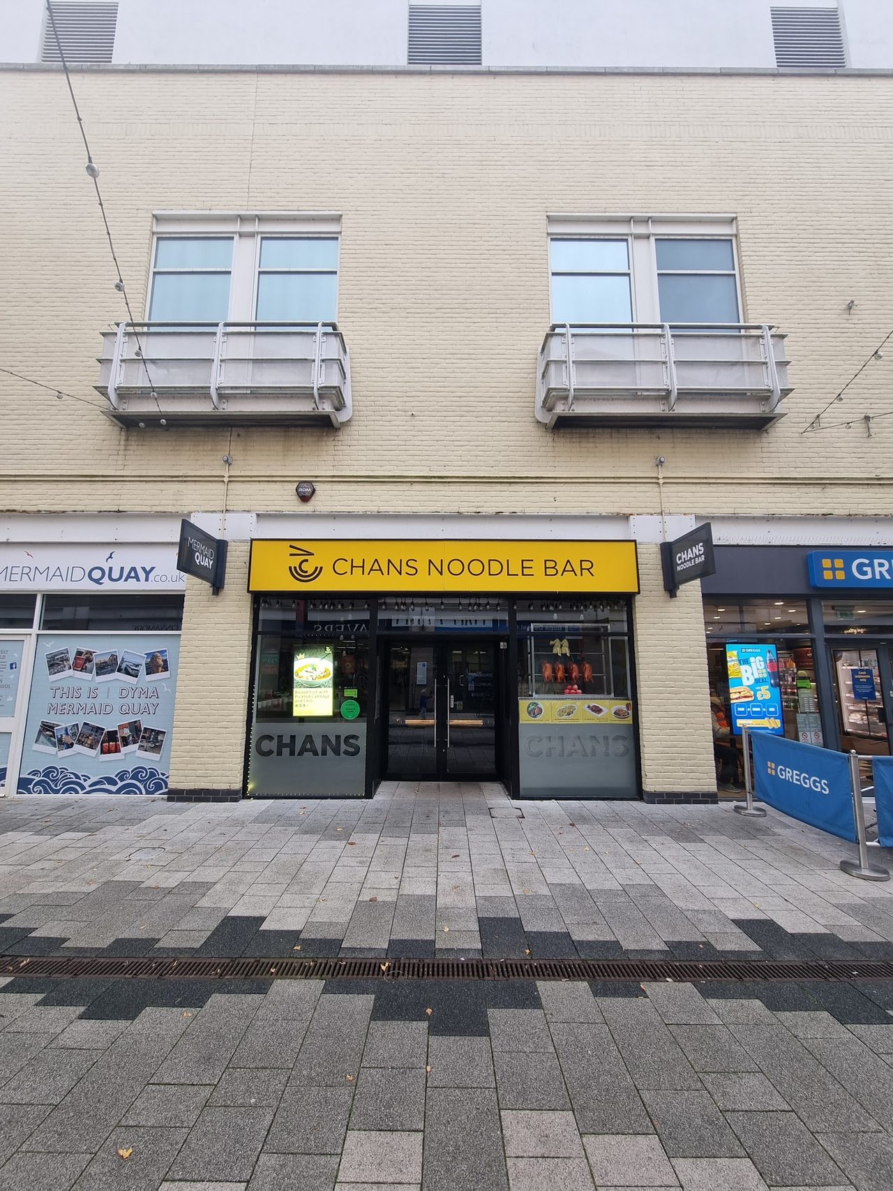 CHANS NOODLE BAR