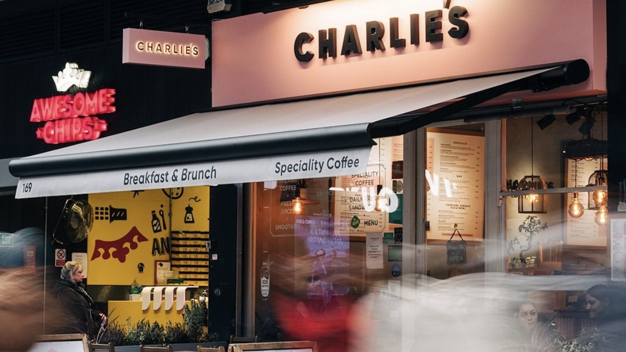 Charlie's Cafe & Bakery