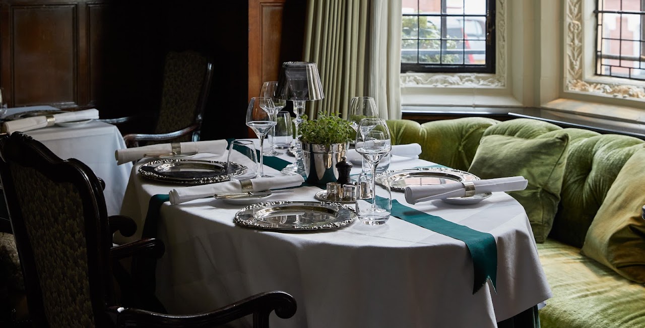 Cheneston’s Restaurant at The Milestone Hotel and Residences