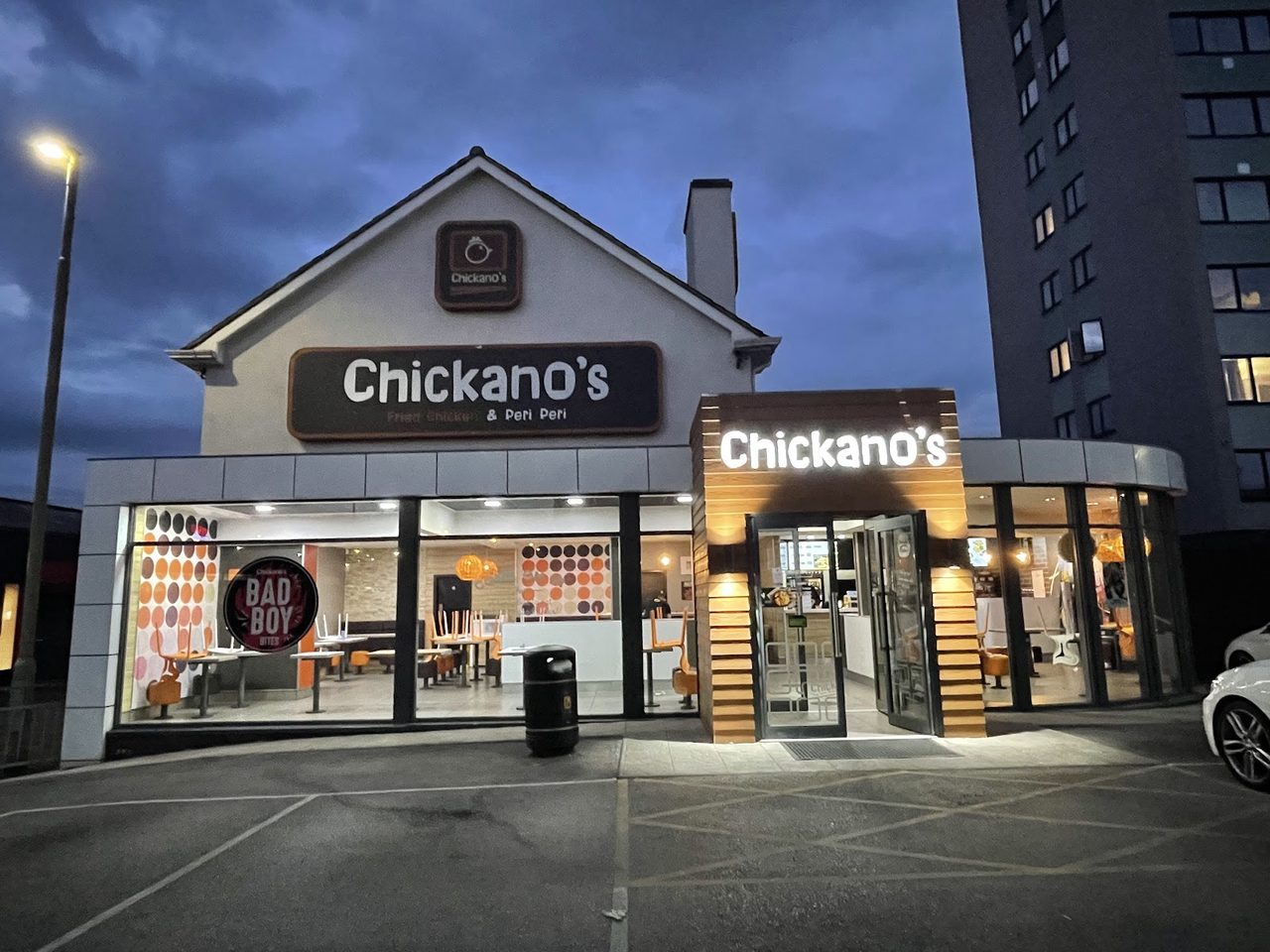 CHICKANO'S