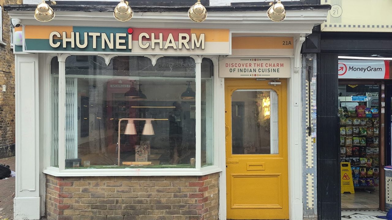 Chutnei Charm