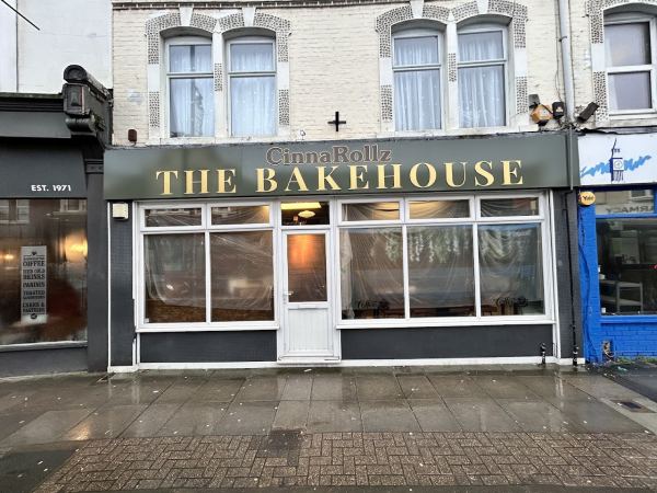 CinnaRollz: The Bakehouse