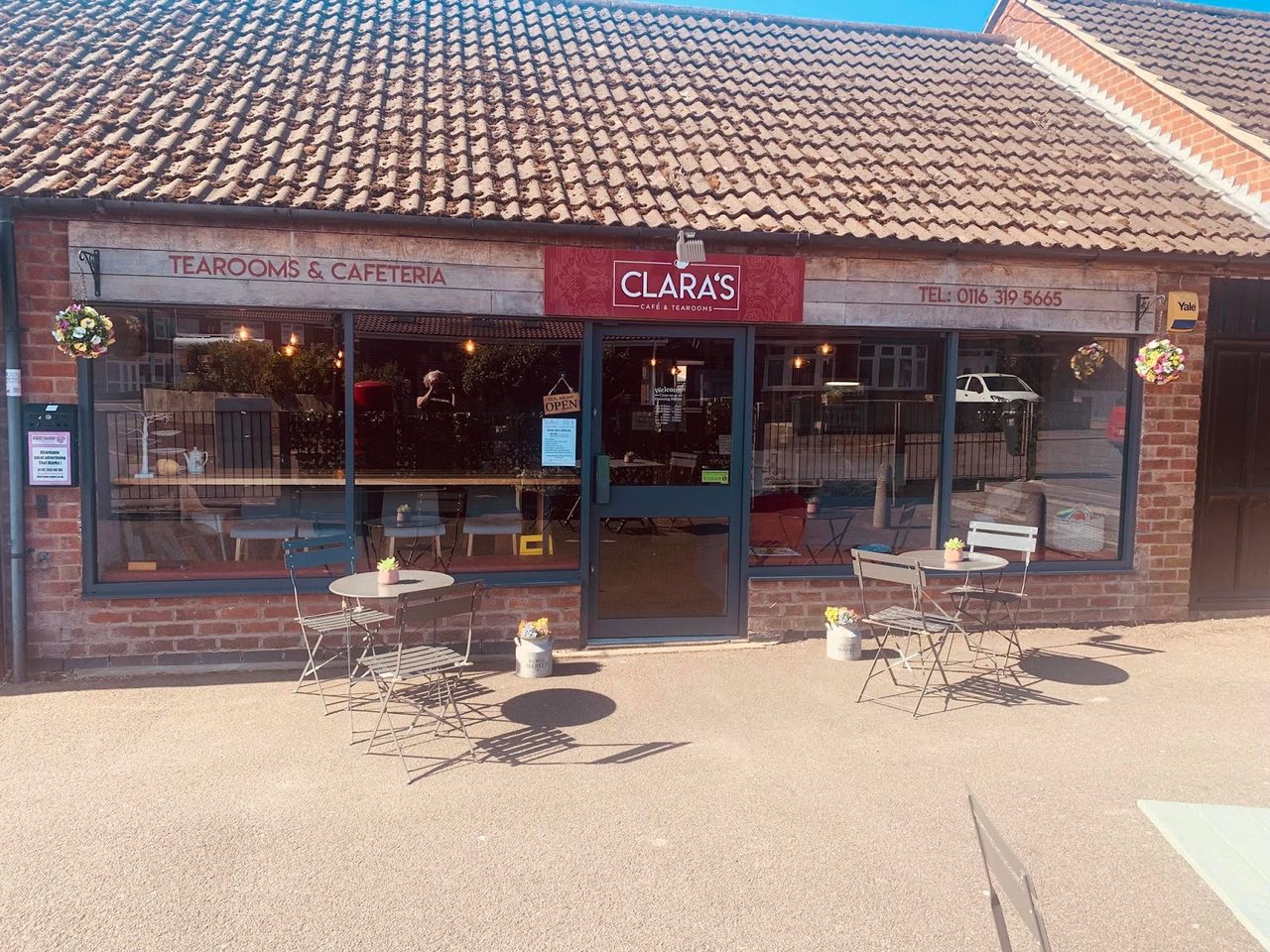 Clara's Cafe & Tearoom