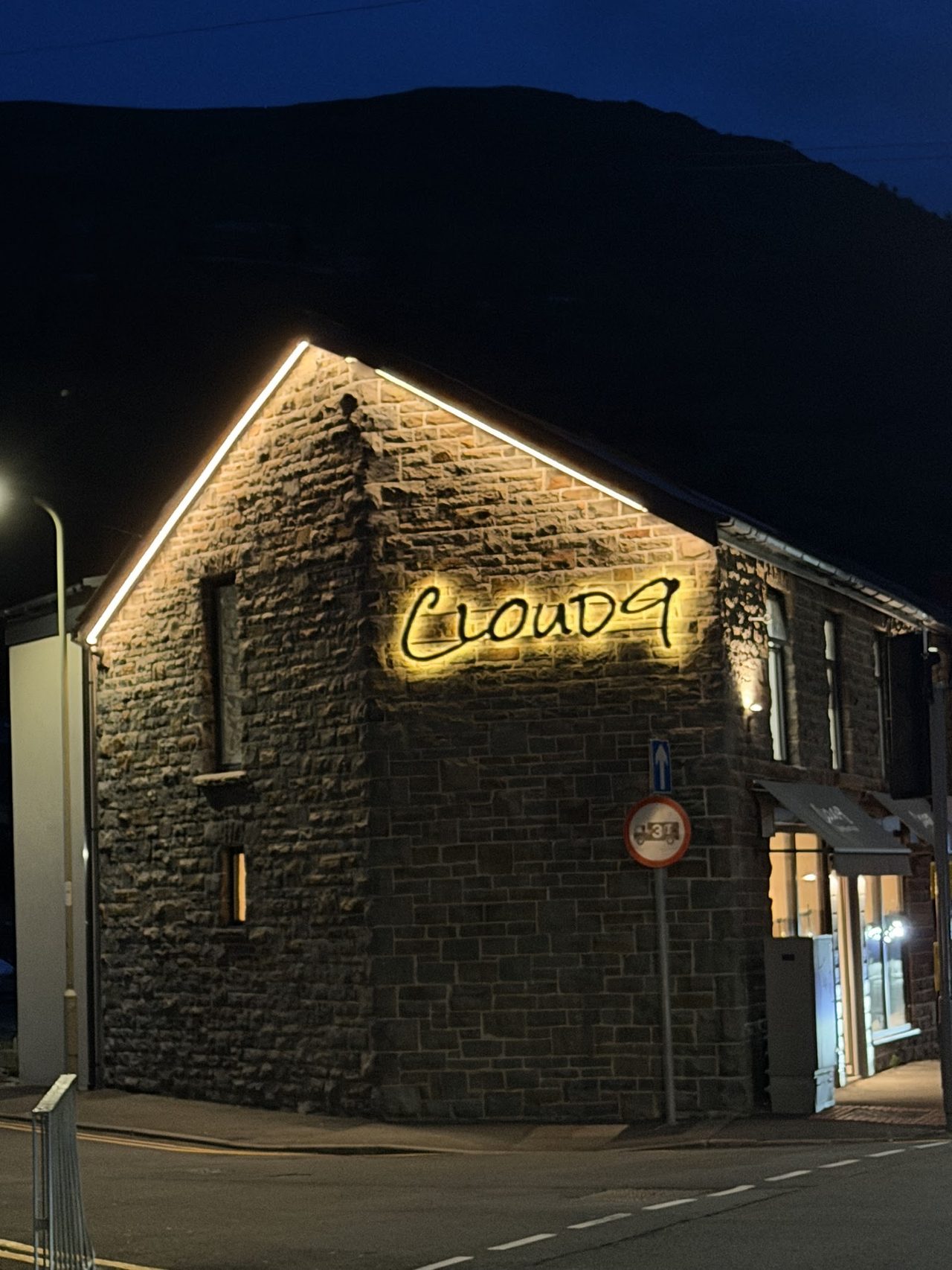 Cloud Nine Coffee and Kitchen
