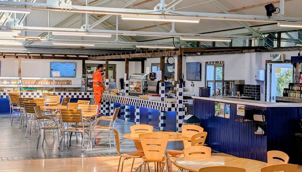 Clovelly Cafe And Bar