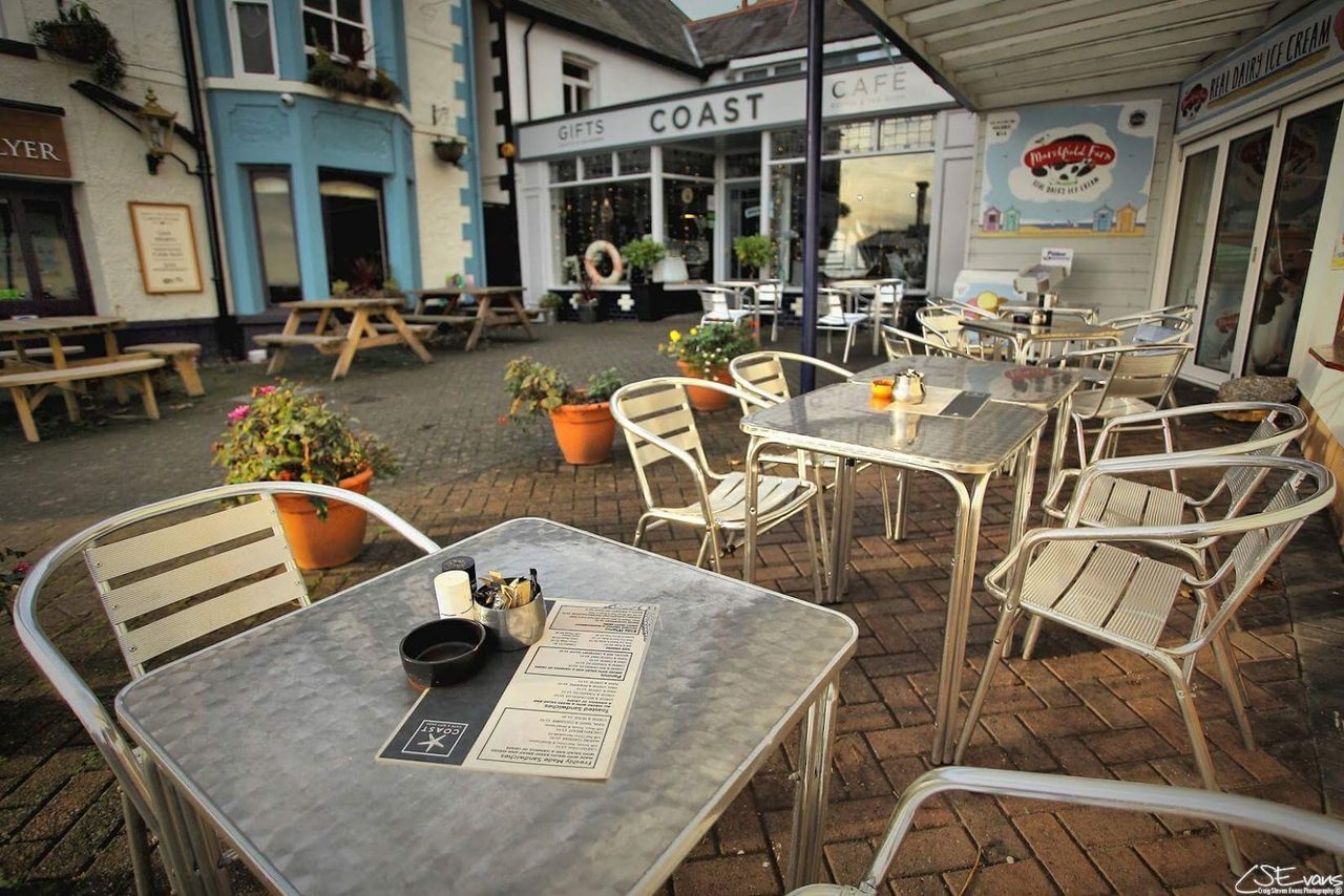 Coast Cafe & Gift Shop