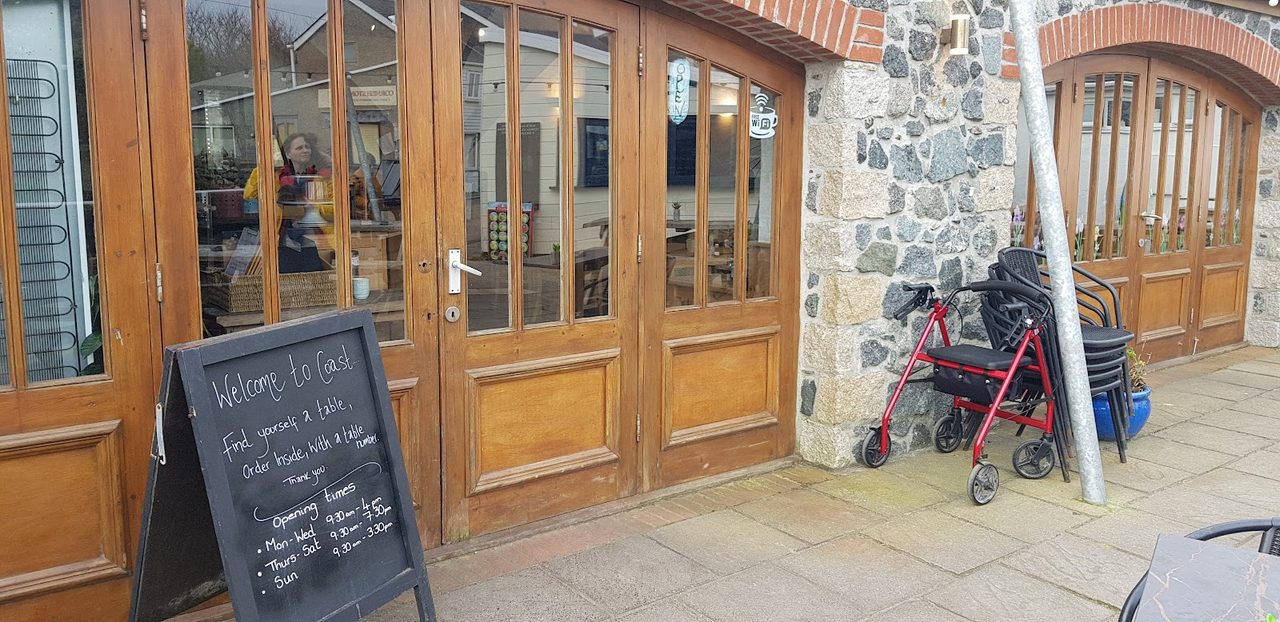 Coast Coffee Bar & Bistro