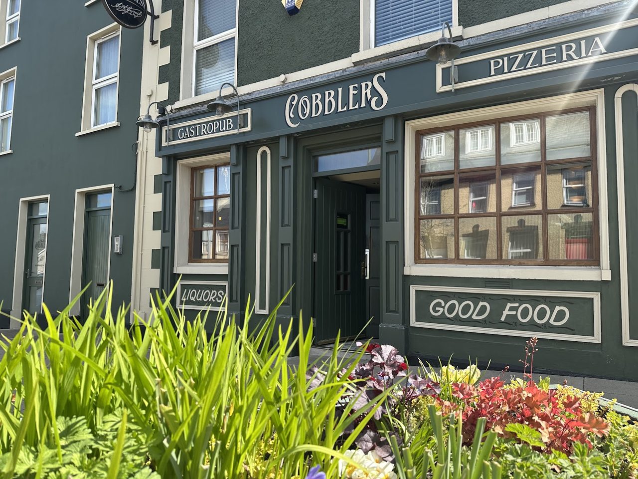 COBBLER'S GASTROPUB & PIZZERIA