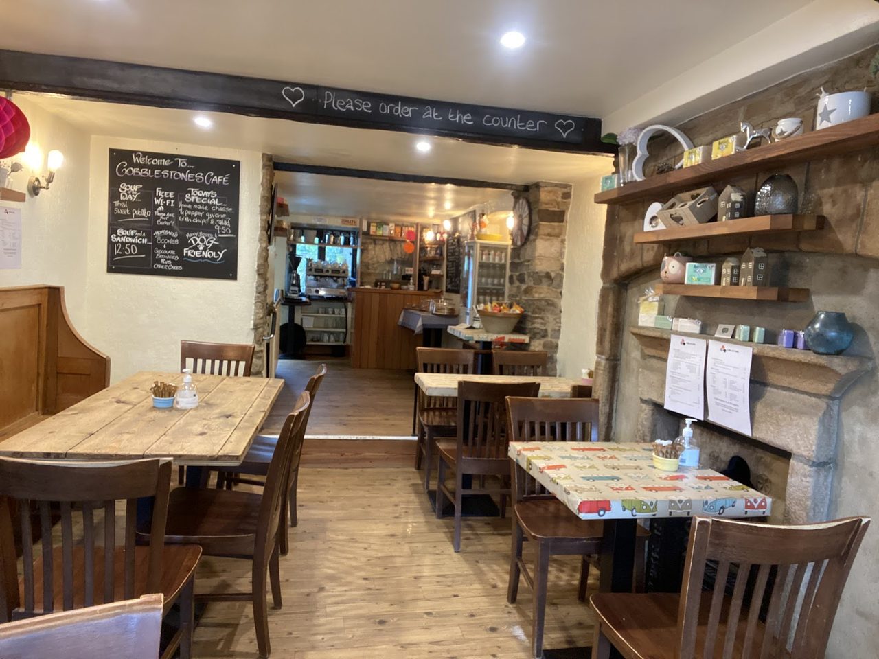 Cobblestones Cafe