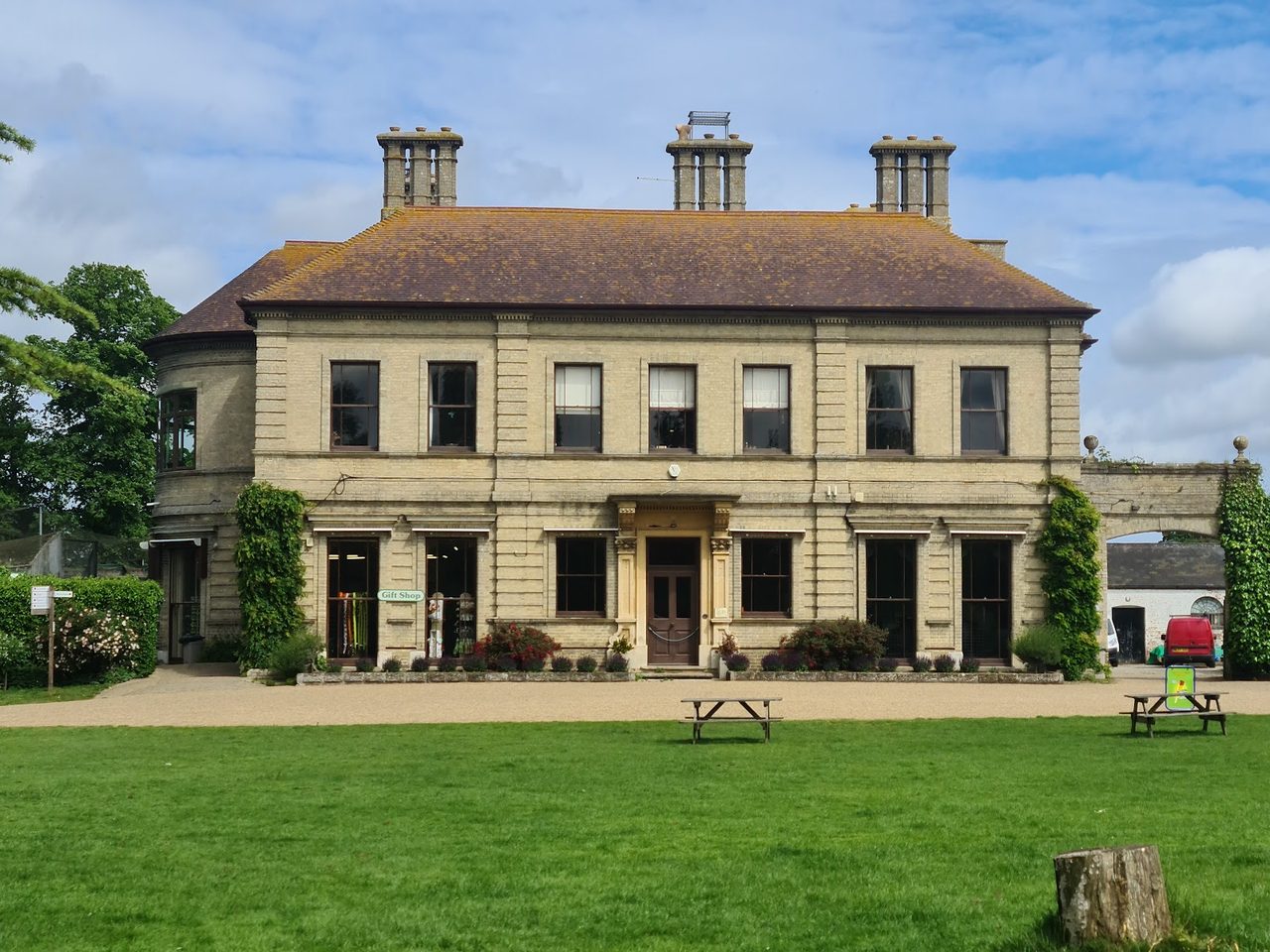 Cockatoo Cafe at Thrigby Hall