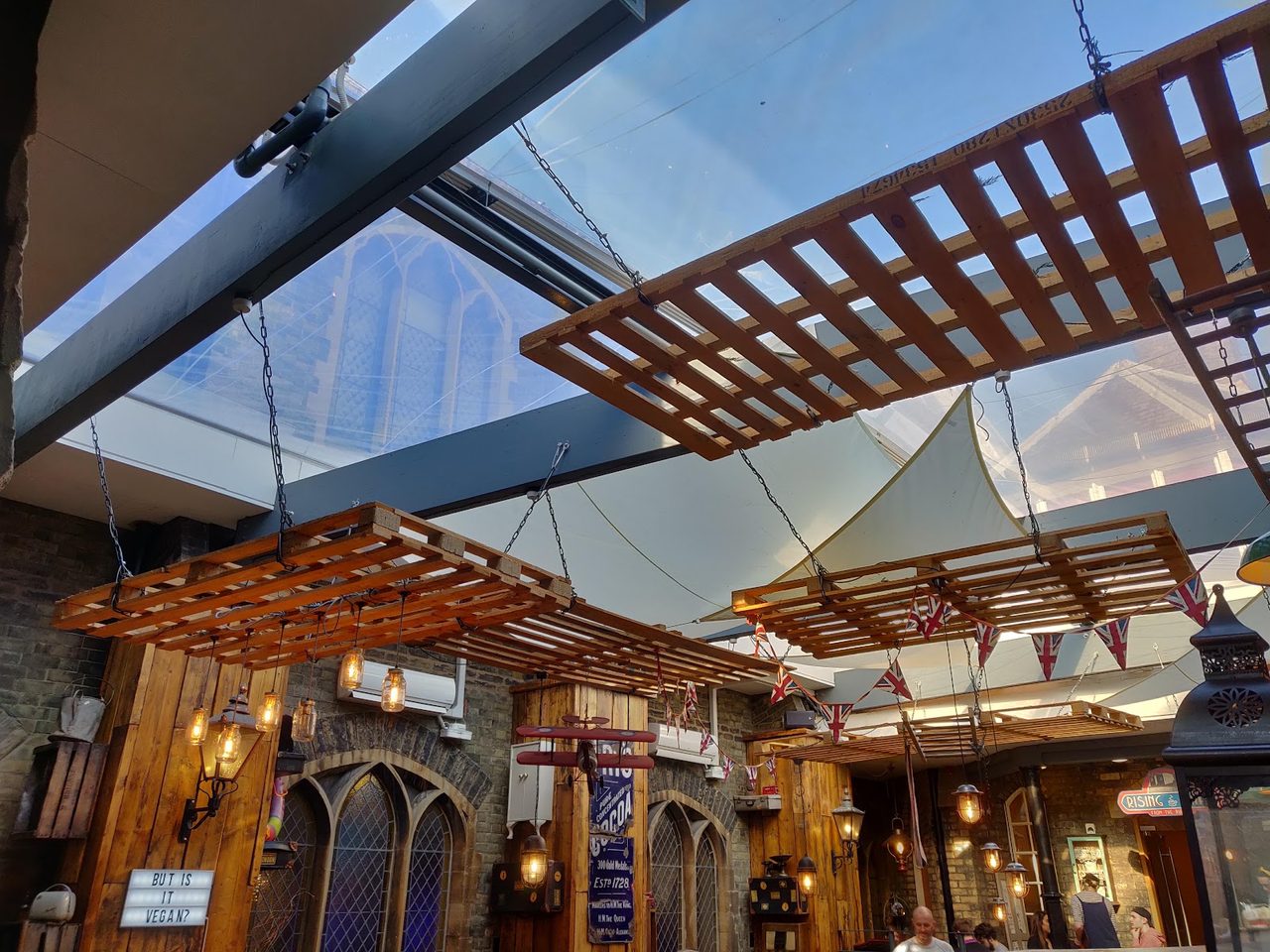 Colbourne's Cafe
